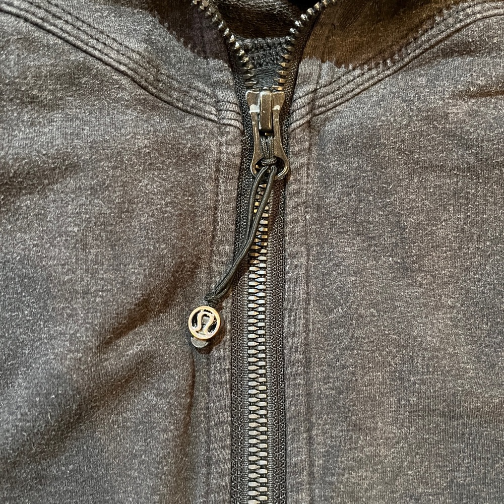 Lululemon Jacket - Picture 3 of 6